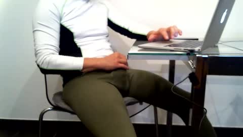 Mask07 online show from 9, 9, 2025