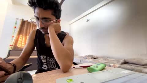 Mask Boy online show from 30, 1, 2025