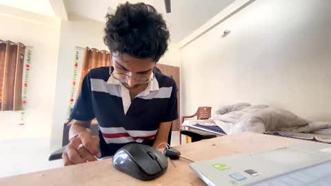 Mask Boy online show from 9, 2, 2025