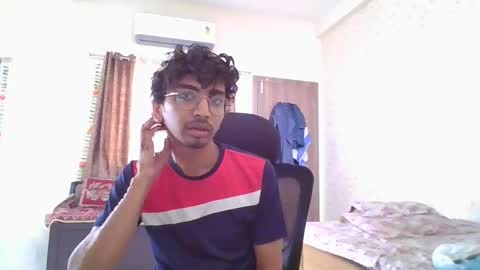 Mask Boy online show from 28, 9, 2025