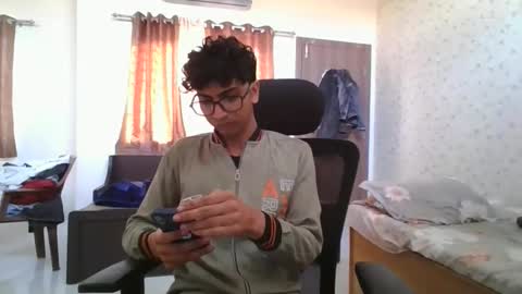 Mask Boy online show from 6, 1, 2026