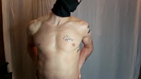 Snapshot of maskedyogaman chatting on 1, 2, 2026 maskedyogaman online show from 1, 2, 2026