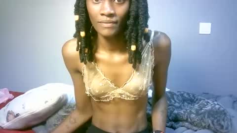 maskgang001 online show from 22, 9, 2025