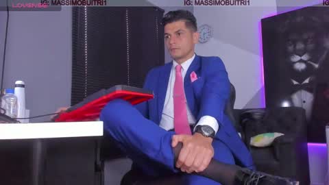 Snapshot of massimo_g chatting on 5, 2, 2025 I am Massimo online show from 5, 2, 2025