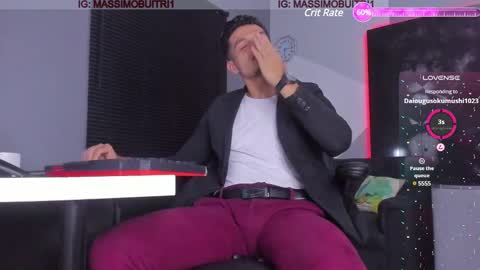 Snapshot of massimo_g chatting on 17, 2, 2025 I am Massimo online show from 17, 2, 2025