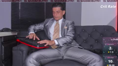 Snapshot of massimo_g chatting on 19, 11, 2025 I am Massimo online show from 19, 11, 2025