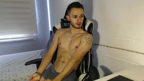 Snapshot of massimo_jiovano chatting on 23, 1, 2025 massimo online show from 23, 1, 2025