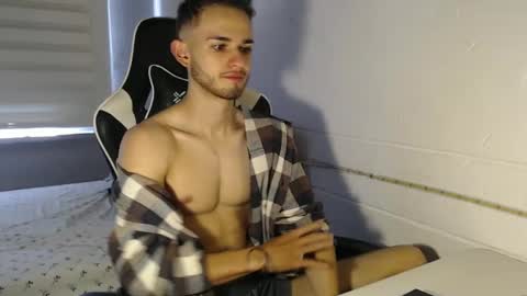 Snapshot of massimo_jiovano chatting on 2, 3, 2025 massimo online show from 2, 3, 2025