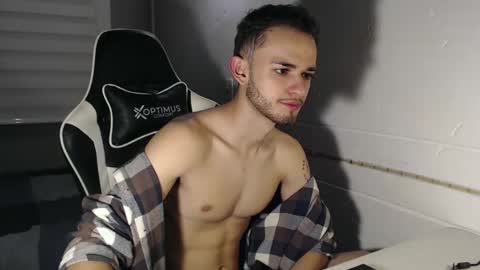 Snapshot of massimo_jiovano chatting on 11, 3, 2025 massimo online show from 11, 3, 2025