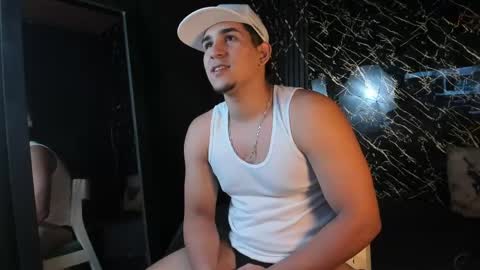 Snapshot of massimo_vidal chatting on 22, 4, 2026 massimo_vidal online show from 22, 4, 2026