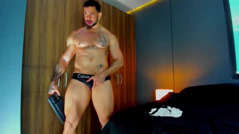 Snapshot of massimo_visconti chatting on 4, 2, 2026 massimo online show from 4, 2, 2026