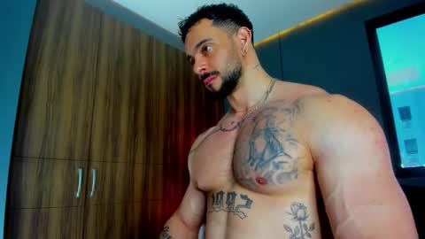 Snapshot of massimo_visconti chatting on 5, 2, 2026 massimo online show from 5, 2, 2026