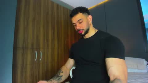 Snapshot of massimo_visconti chatting on 17, 2, 2026 massimo online show from 17, 2, 2026