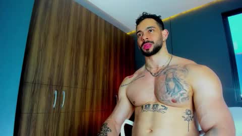 Snapshot of massimo_visconti chatting on 30, 3, 2026 massimo online show from 30, 3, 2026