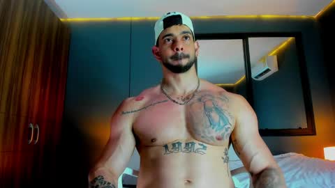 Snapshot of massimo_visconti chatting on 5, 4, 2026 massimo online show from 5, 4, 2026