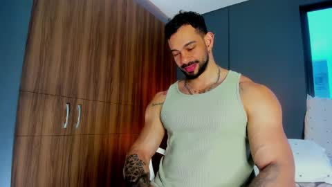 Snapshot of massimo_visconti chatting on 10, 4, 2026 massimo online show from 10, 4, 2026