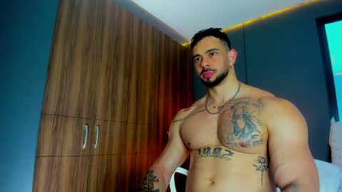 Snapshot of massimo_visconti chatting on 12, 4, 2026 massimo online show from 12, 4, 2026