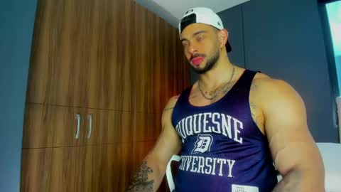 Snapshot of massimo_visconti chatting on 16, 4, 2026 massimo online show from 16, 4, 2026