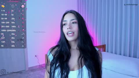 Snapshot of massivecockfuckbunny chatting on 10, 12, 2024 Eve Independent model online show from 10, 12, 2024