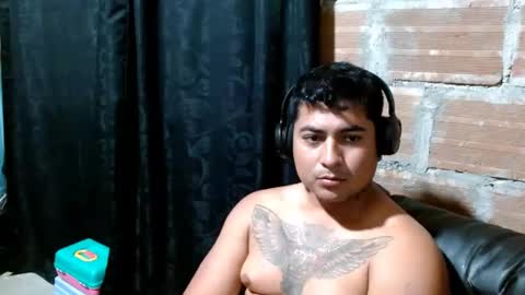 Snapshot of master_aron chatting on 18, 11, 2025 master_aron online show from 18, 11, 2025