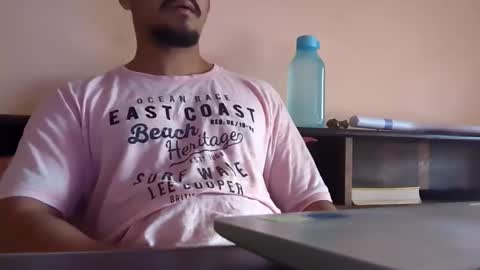 Snapshot of master_leoo chatting on 29, 11, 2025 master_leoo online show from 29, 11, 2025