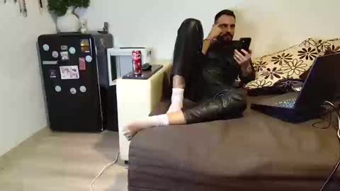 Snapshot of master_roberto333 chatting on 5, 1, 2025 SIR online show from 5, 1, 2025