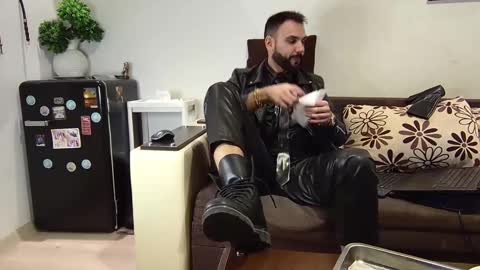 Snapshot of master_roberto333 chatting on 7, 1, 2025 SIR online show from 7, 1, 2025