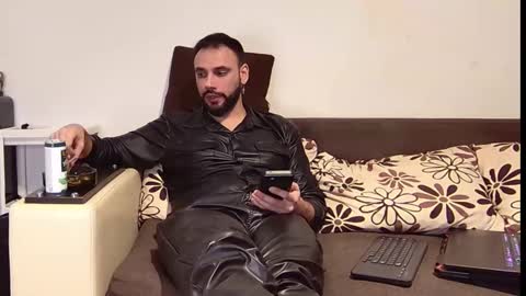 Snapshot of master_roberto333 chatting on 16, 1, 2025 SIR online show from 16, 1, 2025