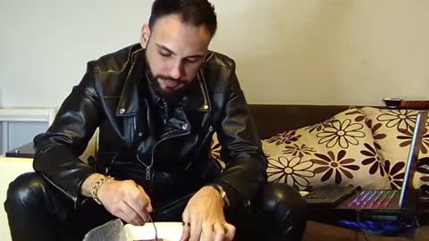 Snapshot of master_roberto333 chatting on 3, 2, 2025 SIR online show from 3, 2, 2025