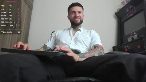 Snapshot of master_steven_01 chatting on 2, 3, 2026 steven online show from 2, 3, 2026