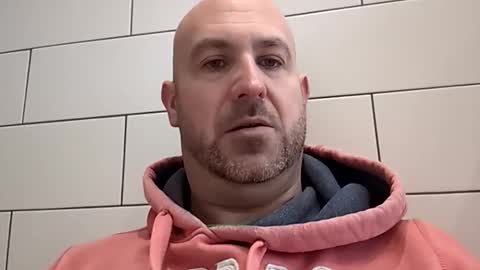 Snapshot of masterclass69er chatting on 17, 11, 2025 Bob online show from 17, 11, 2025