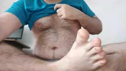 Snapshot of masterdom995 chatting on 15, 12, 2025 MasterClass online show from 15, 12, 2025