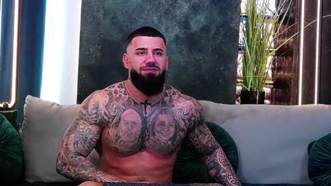 masterkingofmuscle online show from 28, 1, 2025