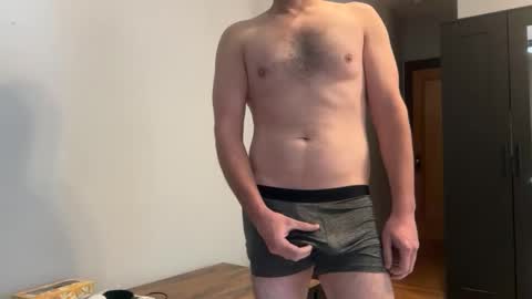 Snapshot of masternate895 chatting on 26, 10, 2025 Aiden online show from 26, 10, 2025