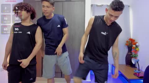 Team Cris Darwin- Fernando- Stiven- David online show from 21, 1, 2025