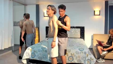 Team Cris Darwin- Fernando- Stiven- David online show from 24, 2, 2025