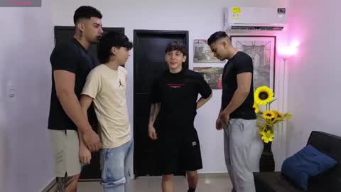 Team Cris Darwin- Fernando- Stiven- David online show from 7, 4, 2026