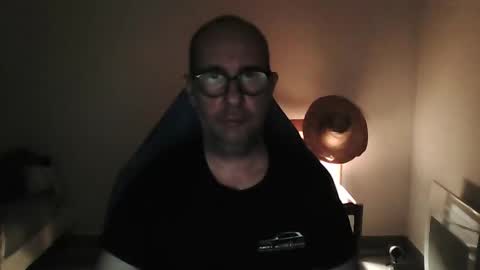 mat11efou online show from 23, 12, 2025