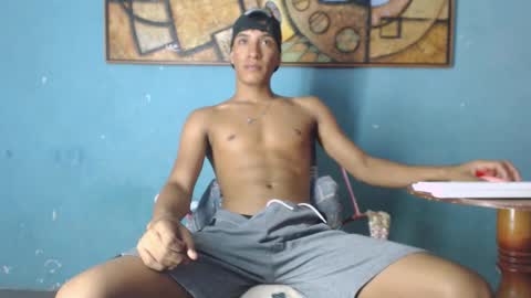 Snapshot of mateo600009 chatting on 21, 12, 2025 matteo online show from 21, 12, 2025