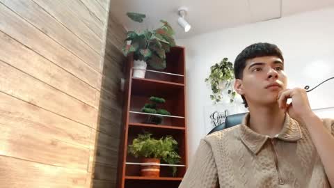 MATEO online show from 9, 5, 2026