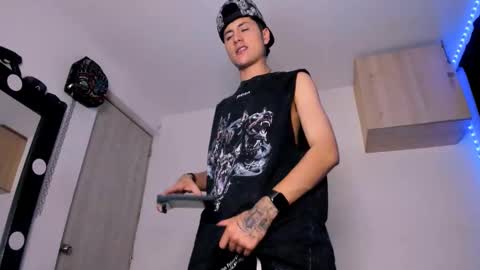 Snapshot of mateo_escobar chatting on 12, 9, 2025 mateo_escobar online show from 12, 9, 2025