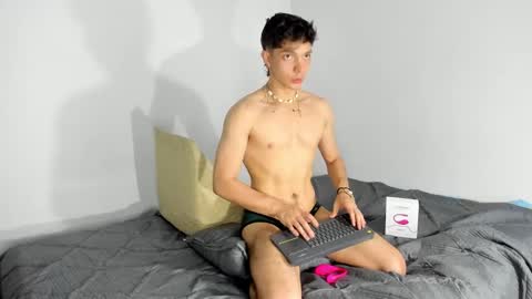 Snapshot of mateosantiago24 chatting on 17, 2, 2025 Mateo Santiago online show from 17, 2, 2025