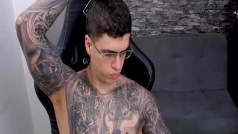 Snapshot of mathew_wolf4 chatting on 13, 5, 2026 Mathew Independent model online show from 13, 5, 2026