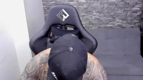 Snapshot of mathew_wolf4 chatting on 19, 5, 2026 Mathew Independent model online show from 19, 5, 2026