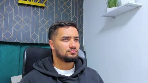 Mathews online show from 8, 4, 2026