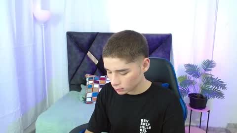 Snapshot of matiii18 chatting on 17, 9, 2025 Mati online show from 17, 9, 2025