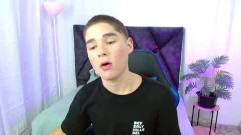 Snapshot of matiii18 chatting on 23, 9, 2025 Mati online show from 23, 9, 2025