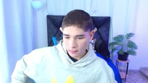 Snapshot of matiii18 chatting on 17, 10, 2025 Mati online show from 17, 10, 2025