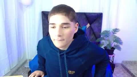 Snapshot of matiii18 chatting on 28, 10, 2025 Mati online show from 28, 10, 2025