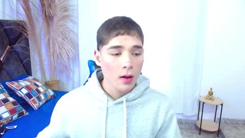 Snapshot of matiii18 chatting on 25, 11, 2025 Mati online show from 25, 11, 2025